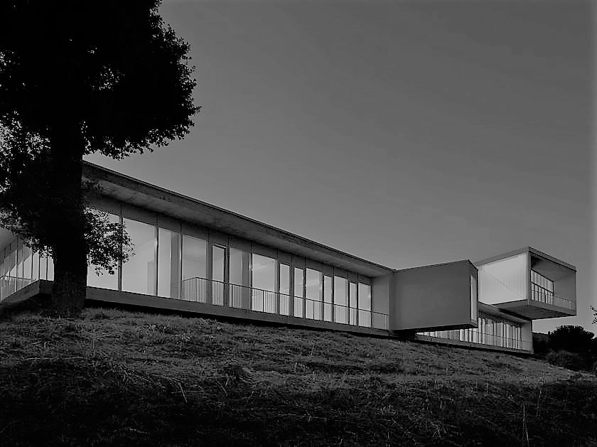 Edificio scolastico di Sinalunga, fotografia della home originale